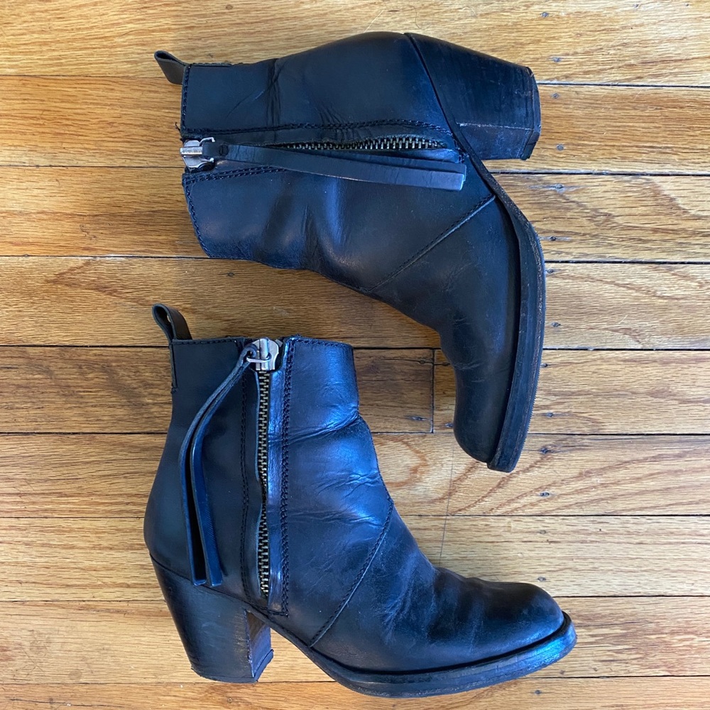 Acne Studio Pistol Leather Heels Booties Boots Zipper